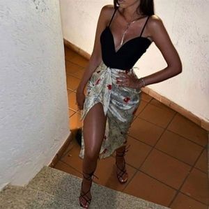 Zara Pareo Knotted Skirt